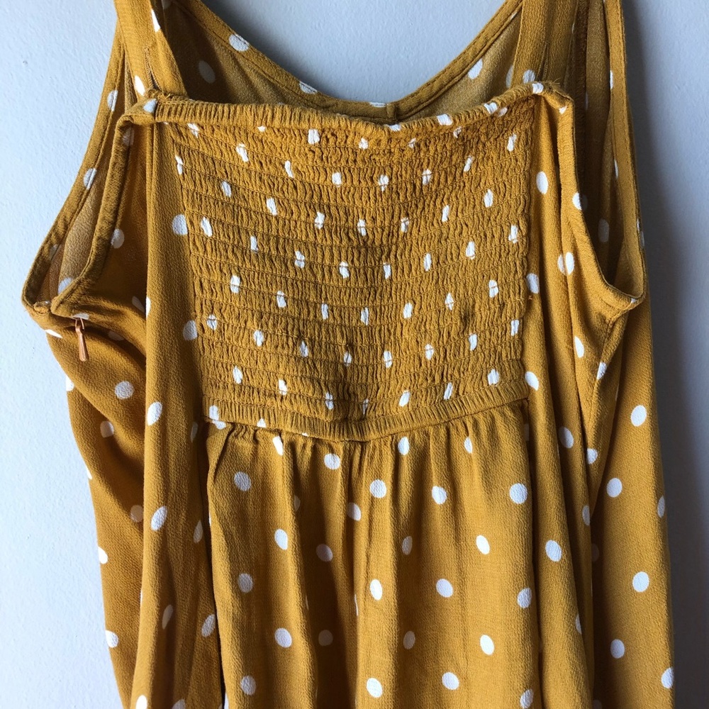 A romper - Picture 6 of 7